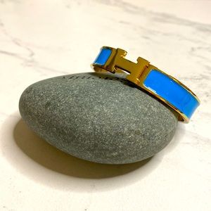 “H” Bracelet Bangle